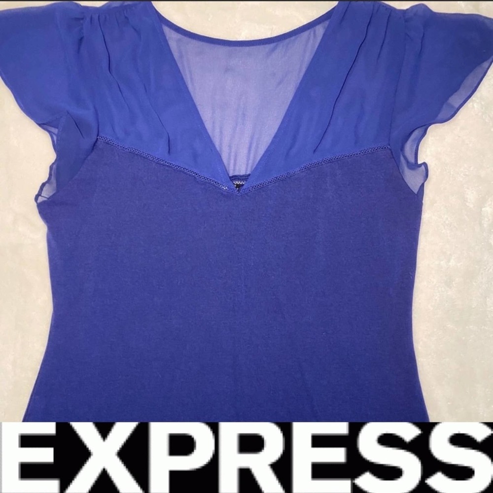 EXPRESS NAVY V NECK SHORT SHEEVE SHEER BLOUSE* Size Large